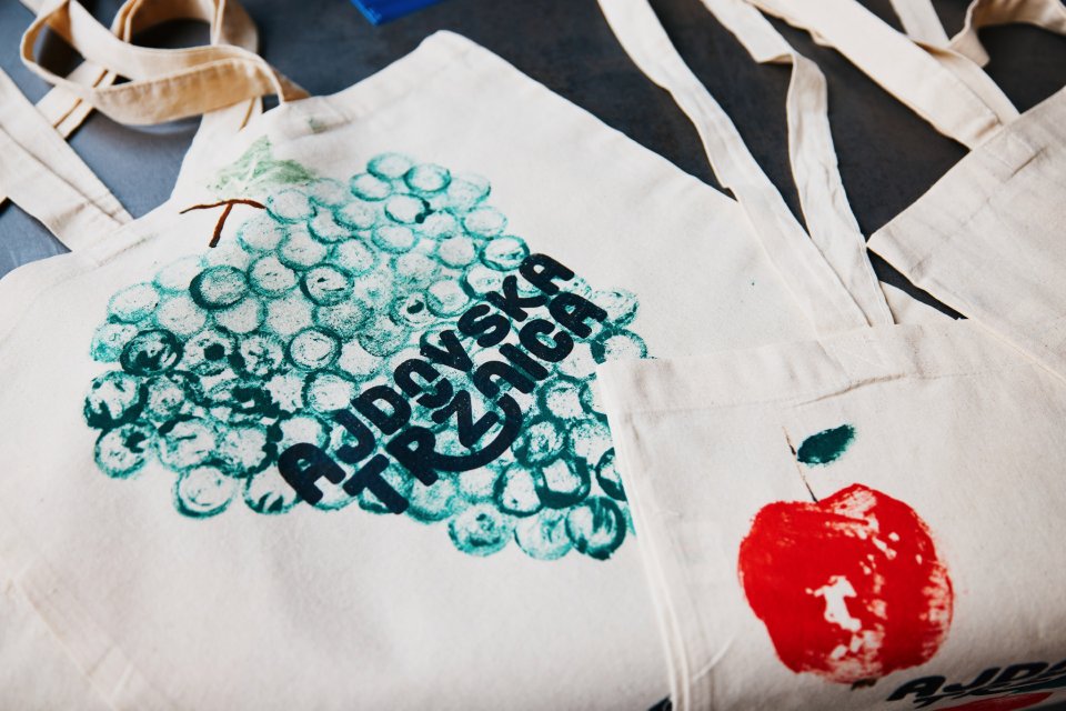 Ajdovska tržnica z izrednim odpiranjem pred prazniki